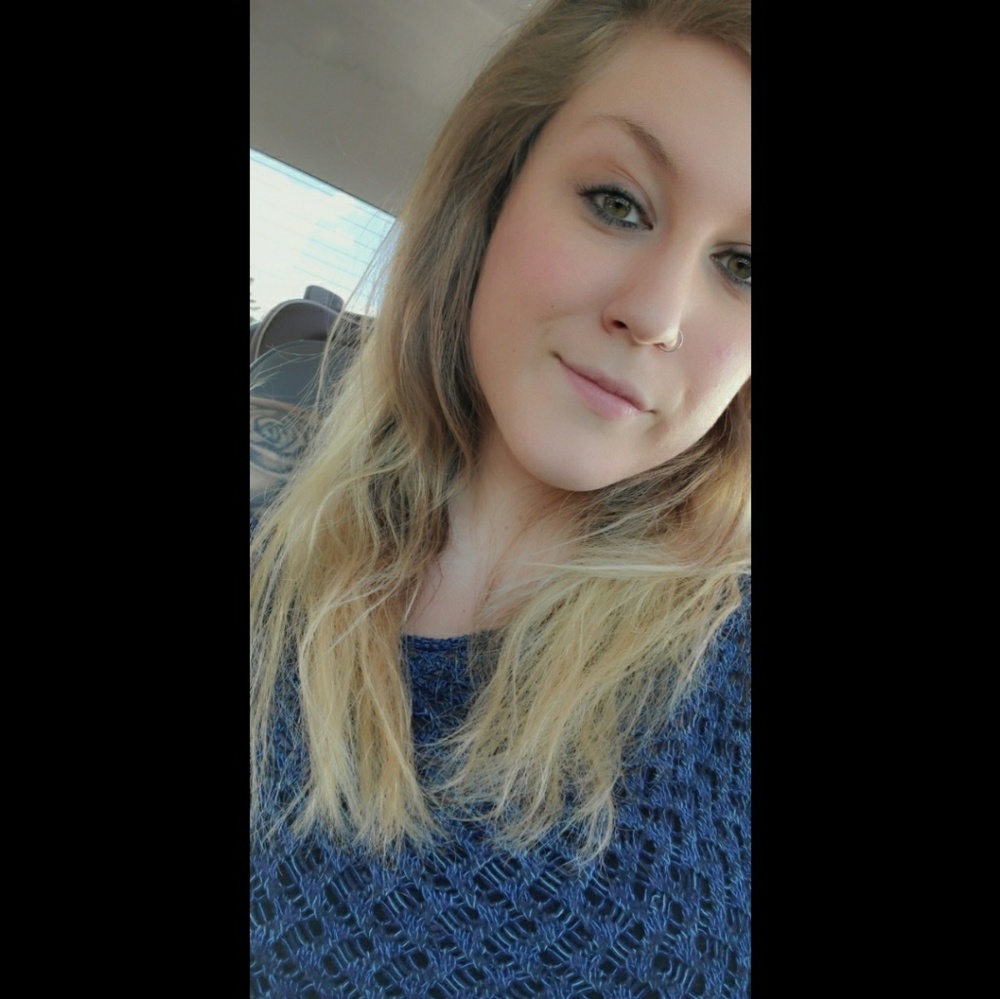 Meet your Posher, Alyssa